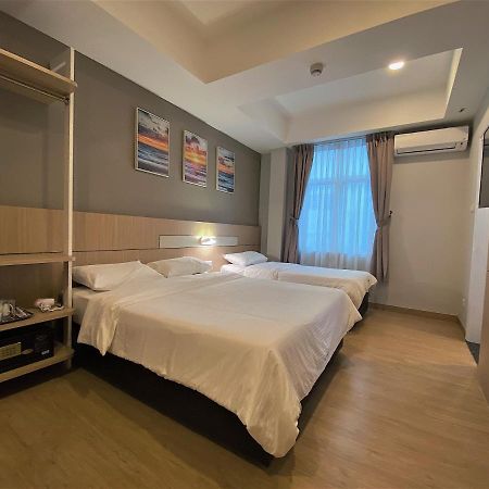 Walk In Hotel Kota Kinabalu Exterior foto