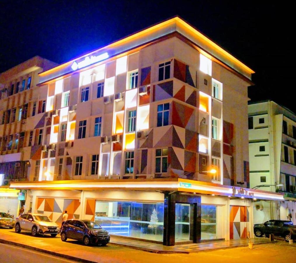 Walk In Hotel Kota Kinabalu Exterior foto
